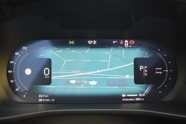 Volvo EX40 252PK Single Motor Extended Range 82 kWh Plus / Lounge Pakket / Extra getint glas / 360 Camera / 20'' velgen / Panoramadak / Zwart dak / Harman Kardon / Microtech/Nubuck