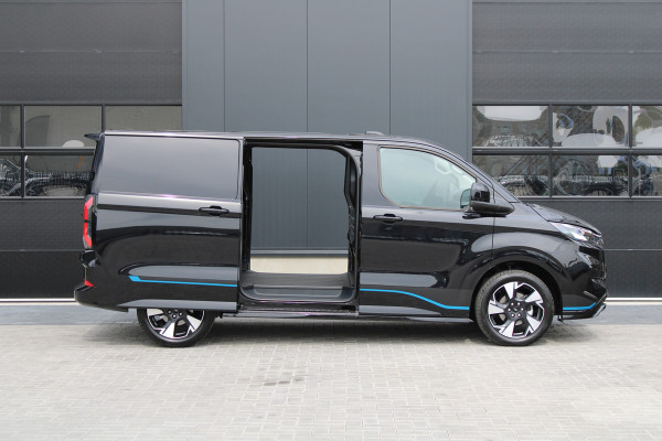 Ford Transit Custom 320 2.0 TDCI L1H1 Sport 170pk - 2x Schuifdeur - 19" LM velgen - ACC - Blind spot - Navi - Camera - Verwarmd stuur - 70l tank - R