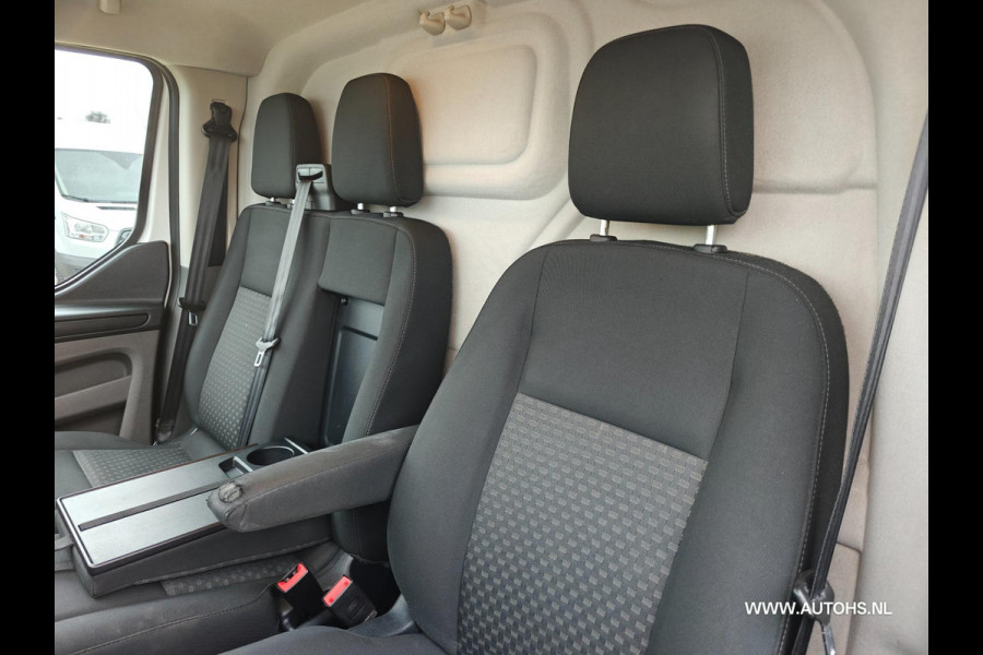 Ford Transit Custom 300 2.0 TDCI L2H1 Euro 6 , Camera , navi , apk okt 2026 , Distributie vervangen , nette bus.