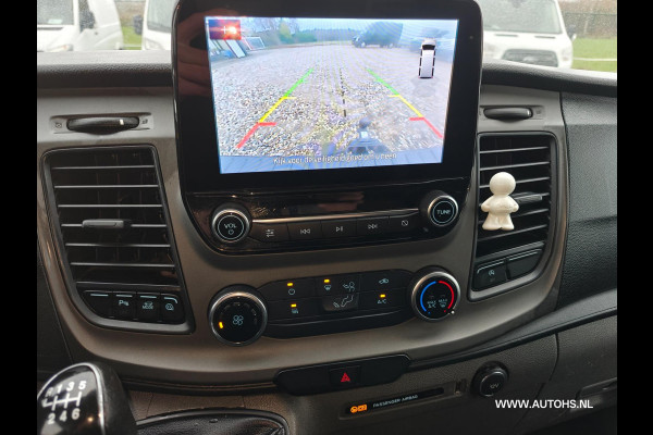 Ford Transit Custom 300 2.0 TDCI L2H1 Euro 6 , Camera , navi , apk okt 2026 , Distributie vervangen , nette bus.