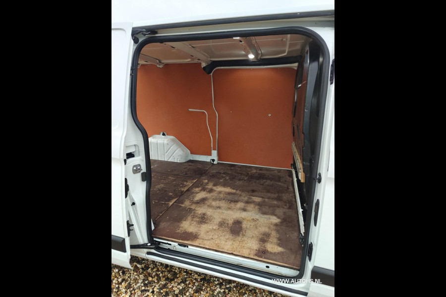 Ford Transit Custom 300 2.0 TDCI L2H1 Euro 6 , Camera , navi , apk okt 2026 , Distributie vervangen , nette bus.