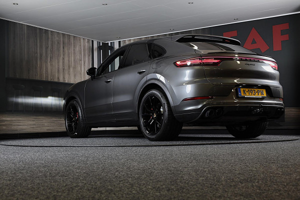 Porsche Cayenne Coupé 3.0 E-Hybrid / Acc / Sport Chrono / Leder / Pano / Memory / Bose / 360 Camera / Trekhaak / 21 Inch