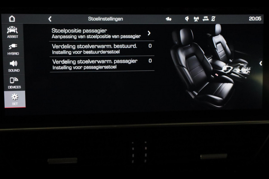 Porsche Cayenne Coupé 3.0 E-Hybrid / Acc / Sport Chrono / Leder / Pano / Memory / Bose / 360 Camera / Trekhaak / 21 Inch