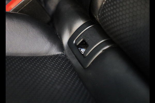 Porsche Cayenne Coupé 3.0 E-Hybrid / Acc / Sport Chrono / Leder / Pano / Memory / Bose / 360 Camera / Trekhaak / 21 Inch