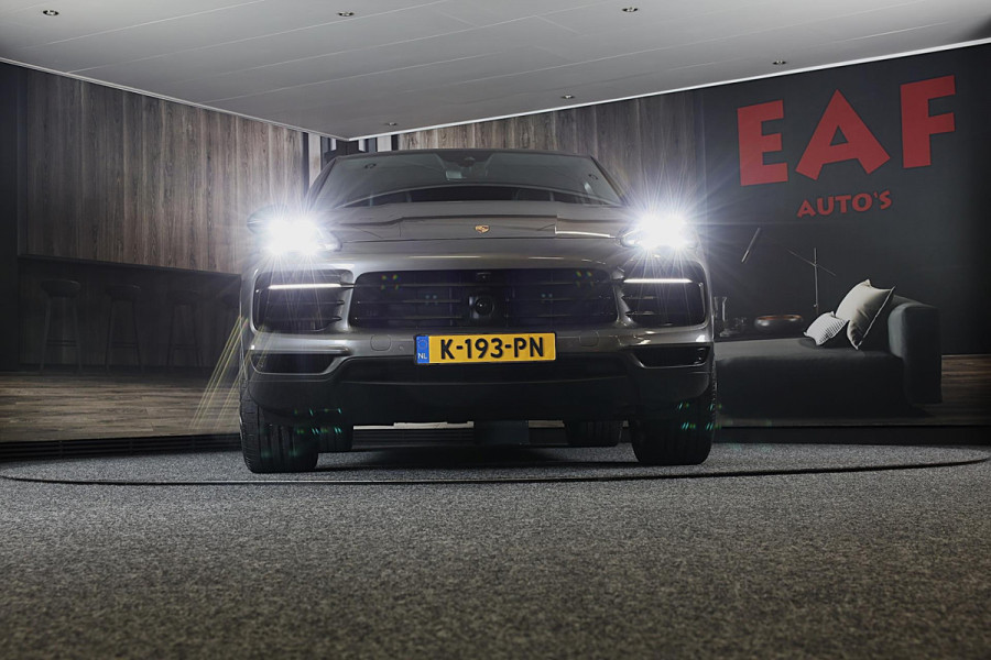 Porsche Cayenne Coupé 3.0 E-Hybrid / Acc / Sport Chrono / Leder / Pano / Memory / Bose / 360 Camera / Trekhaak / 21 Inch