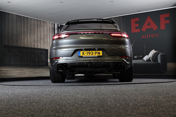 Porsche Cayenne Coupé 3.0 E-Hybrid / Acc / Sport Chrono / Leder / Pano / Memory / Bose / 360 Camera / Trekhaak / 21 Inch