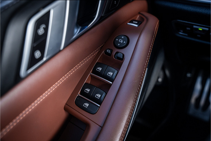 BMW X5 xDrive45e Executive - M Sport | Panorama | Swarovski | Elek. Trekhaak | Memory