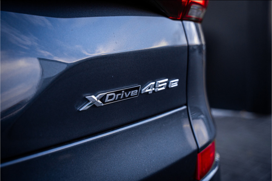 BMW X5 xDrive45e Executive - M Sport | Panorama | Swarovski | Elek. Trekhaak | Memory