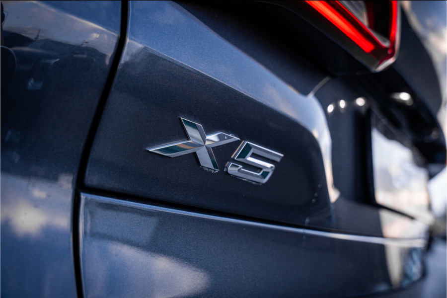 BMW X5 xDrive45e Executive - M Sport | Panorama | Swarovski | Elek. Trekhaak | Memory