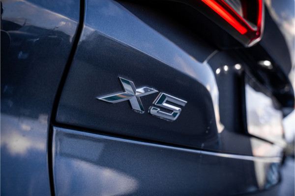 BMW X5 xDrive45e Executive - M Sport | Panorama | Swarovski | Elek. Trekhaak | Memory