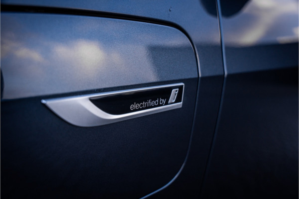 BMW X5 xDrive45e Executive - M Sport | Panorama | Swarovski | Elek. Trekhaak | Memory