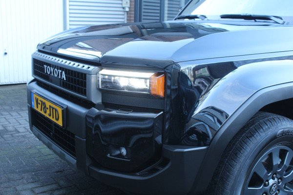 Toyota Land Cruiser 2.8 D-4D 206pk Blind Van Navigator AUTOMAAT DIRECT BESCHIKBAAR Clima Cruise Navi 360 Camera Leder LMV Trekhaak 3500kg