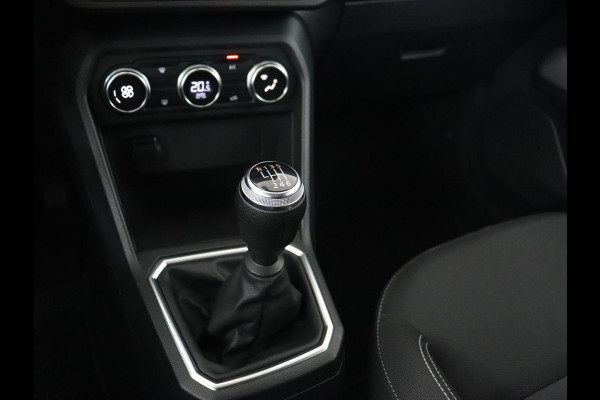 Dacia Jogger 1.0 TCe Bi-Fuel Comfort | Stoelverwarming | Trekhaak | Carplay | Keyless | Climate control | Full LED | Cruise control | Bluetooth | LPG Tank