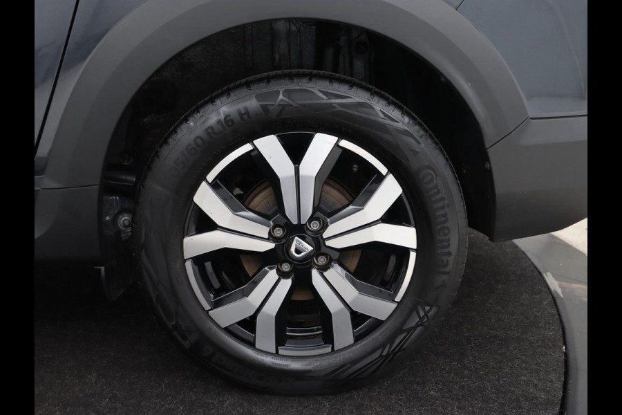 Dacia Jogger 1.0 TCe Bi-Fuel Comfort | Stoelverwarming | Trekhaak | Carplay | Keyless | Climate control | Full LED | Cruise control | Bluetooth | LPG Tank