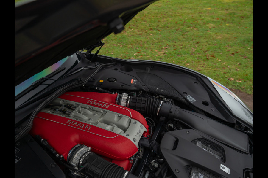 Ferrari 812 Superfast | Daytona Racing Seats | Lift | Pass. display | JBL | Adaptieve koplampen | Camera's