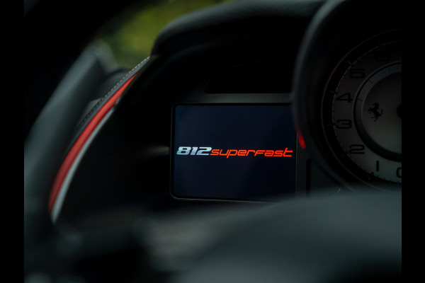 Ferrari 812 Superfast | Daytona Racing Seats | Lift | Pass. display | JBL | Adaptieve koplampen | Camera's