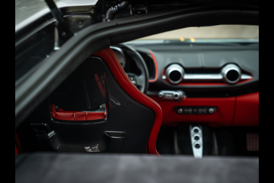 Ferrari 812 Superfast | Daytona Racing Seats | Lift | Pass. display | JBL | Adaptieve koplampen | Camera's