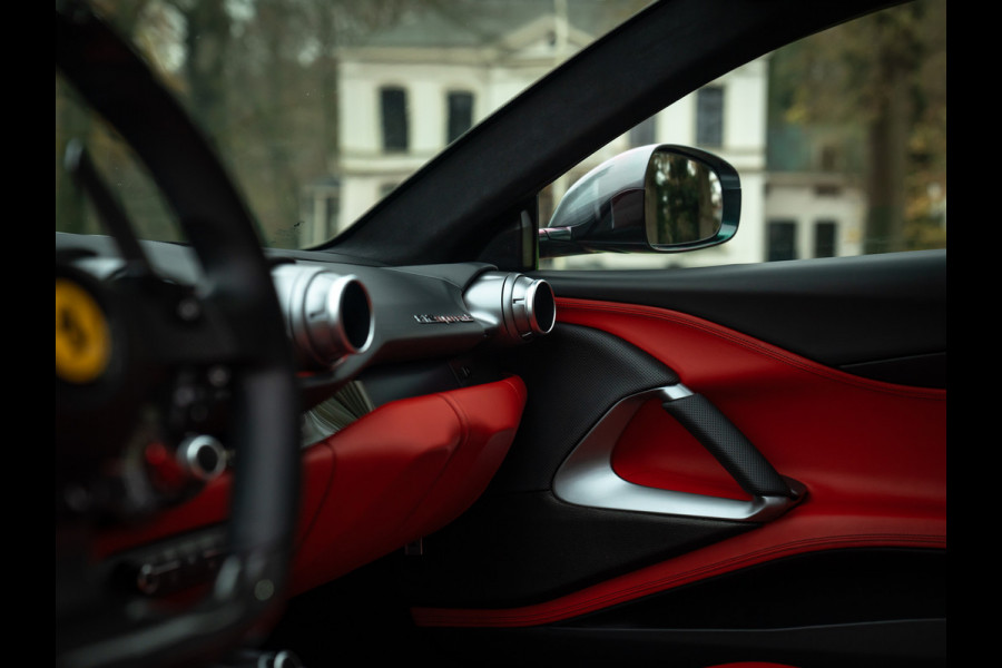 Ferrari 812 Superfast | Daytona Racing Seats | Lift | Pass. display | JBL | Adaptieve koplampen | Camera's