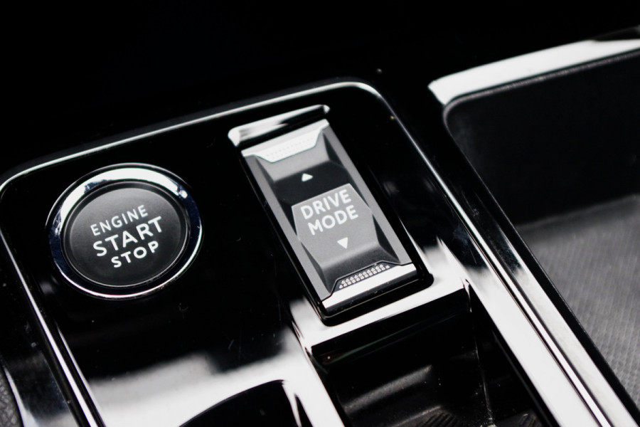 Peugeot 3008 1.6 HYbrid 300 PK Allure Pack Business PHEV, Panoramadak, Adap. Cruise Control, Camera