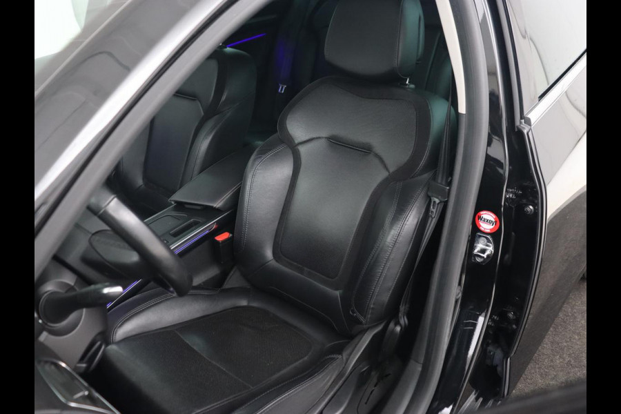 Renault Mégane 1.2 TCe Bose | Panoramadak | Leder | Stoelverwarming | Head-Up | Trekhaak | Sfeerverlichting | Massage | Full LED | Navigatie | Climate control | Parkeerhulp | Cruise control