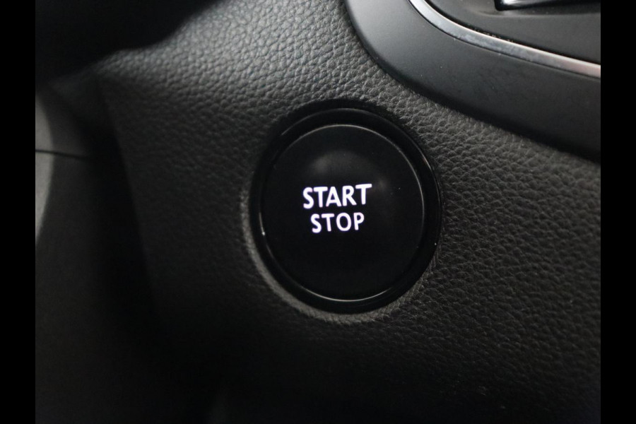 Renault Mégane 1.2 TCe Bose | Panoramadak | Leder | Stoelverwarming | Head-Up | Trekhaak | Sfeerverlichting | Massage | Full LED | Navigatie | Climate control | Parkeerhulp | Cruise control
