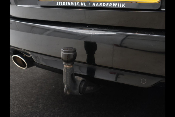 Renault Mégane 1.2 TCe Bose | Panoramadak | Leder | Stoelverwarming | Head-Up | Trekhaak | Sfeerverlichting | Massage | Full LED | Navigatie | Climate control | Parkeerhulp | Cruise control