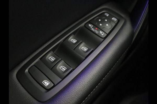 Renault Mégane 1.2 TCe Bose | Panoramadak | Leder | Stoelverwarming | Head-Up | Trekhaak | Sfeerverlichting | Massage | Full LED | Navigatie | Climate control | Parkeerhulp | Cruise control