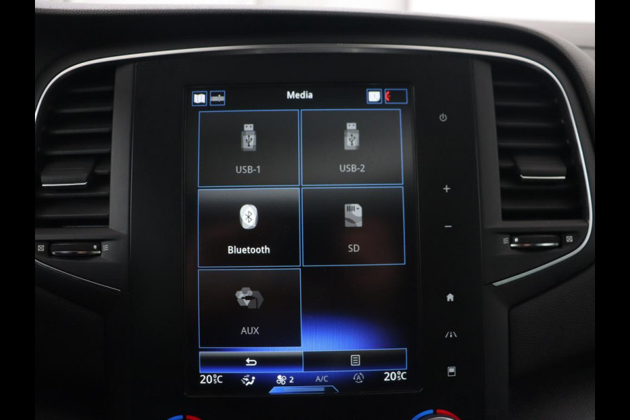 Renault Mégane 1.2 TCe Bose | Panoramadak | Leder | Stoelverwarming | Head-Up | Trekhaak | Sfeerverlichting | Massage | Full LED | Navigatie | Climate control | Parkeerhulp | Cruise control