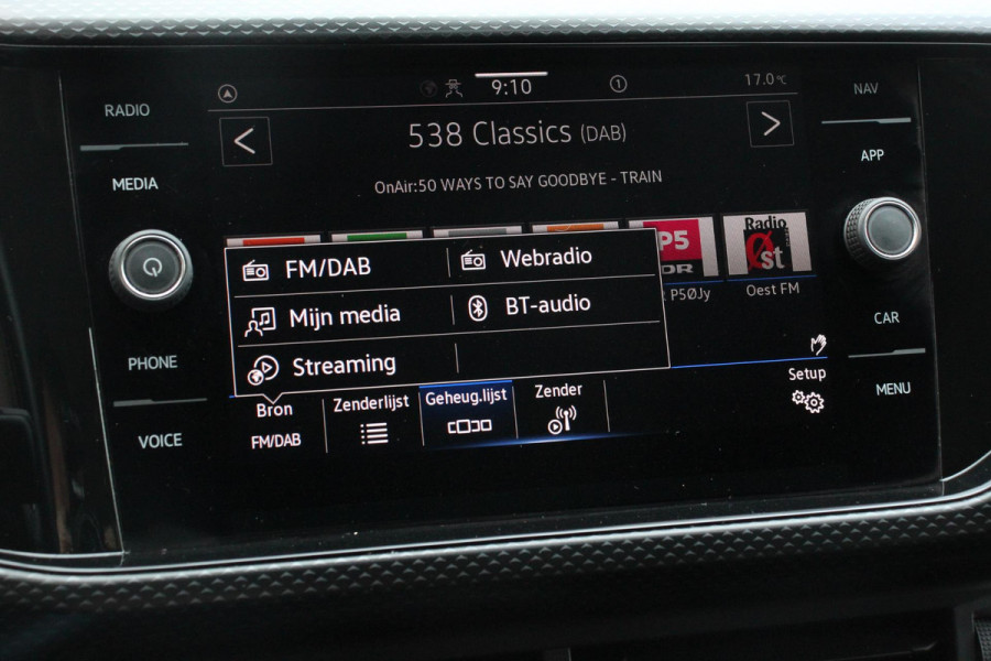 Volkswagen T-Cross 1.0 TSI 110pk DSG Life | Navigatie | Apple Carplay/Android Auto | Adaptive Cruise Control | Camera | Parkeersensoren | Stoelverwarming | Climatronic | Lane Assist