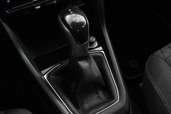 Volkswagen T-Cross 1.0 TSI 110pk DSG Life | Navigatie | Apple Carplay/Android Auto | Adaptive Cruise Control | Camera | Parkeersensoren | Stoelverwarming | Climatronic | Lane Assist