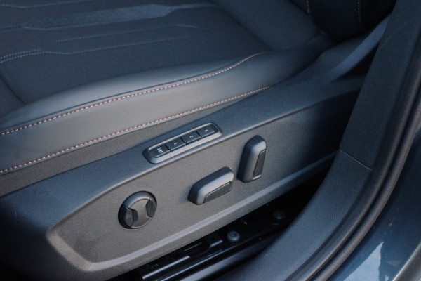 CUPRA Formentor 1.4 e-Hybrid 245 PK VZ Copper Edition PHEV, 360 Camera, Stuur-Startknop, Memory, Winterpakket