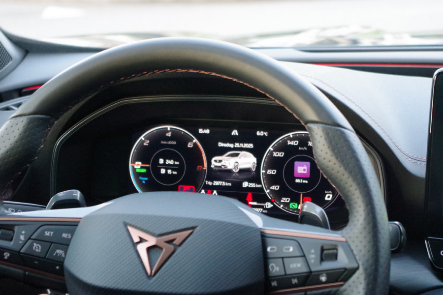 CUPRA Formentor 1.4 e-Hybrid 245 PK VZ Copper Edition PHEV, 360 Camera, Stuur-Startknop, Memory, Winterpakket