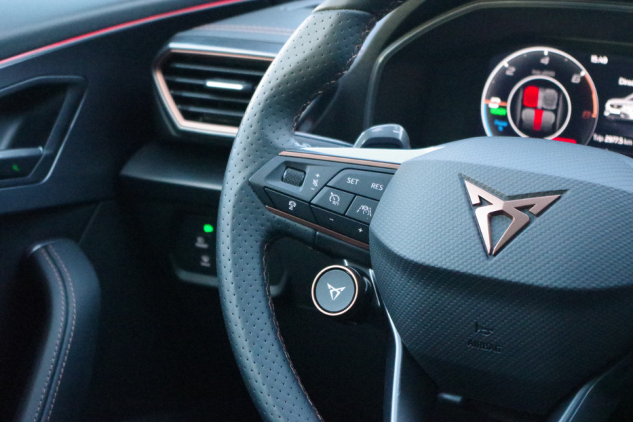 CUPRA Formentor 1.4 e-Hybrid 245 PK VZ Copper Edition PHEV, 360 Camera, Stuur-Startknop, Memory, Winterpakket