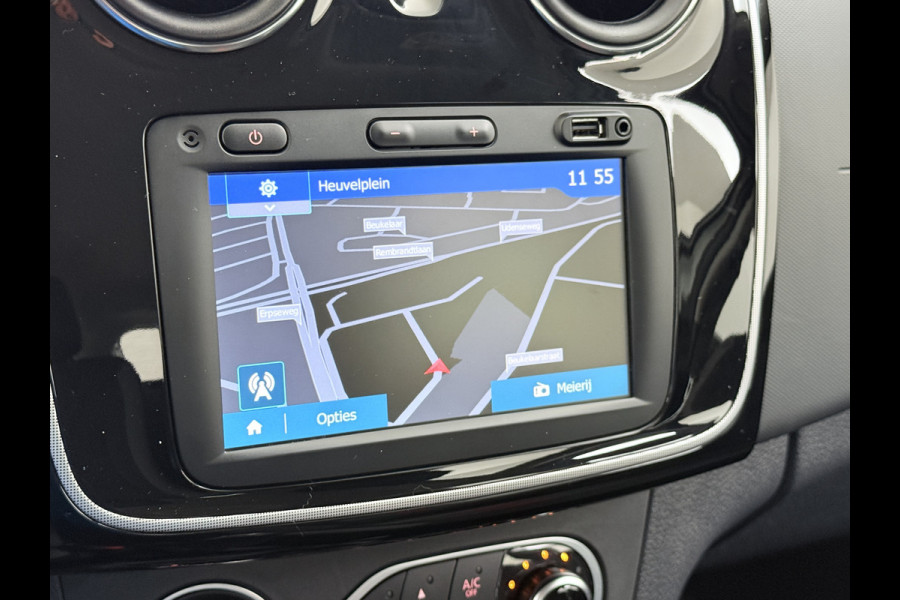 Dacia Sandero 0.9TCe 90PK Navi Ecc Pdc Apple Carplay Android Auto Cruise Control Tech Road Bluetooth Lmv 16" DAB+ 1e Eigenaar Origineel Nederlandse Auto