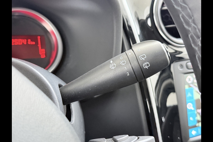 Dacia Sandero 0.9TCe 90PK Navi Ecc Pdc Apple Carplay Android Auto Cruise Control Tech Road Bluetooth Lmv 16" DAB+ 1e Eigenaar Origineel Nederlandse Auto