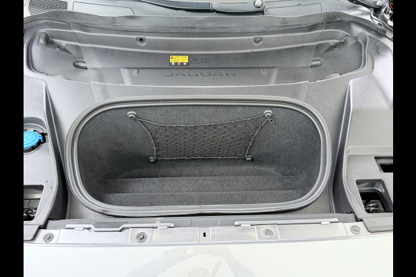 Jaguar I-PACE EV400-pk AWD 90kWh Leer 360°Camera Business Edition S Meridian®-Audio Stoel+Stuurverwarming Navi Ecc Apple Carplay Android Auto  Voorruitverwarming DAB+ Led Verkeersbord detectie Rijstrooksensor Wifi SOH 89% Origineel Nederlandse Auto Nieuwprijs  €72.475,-