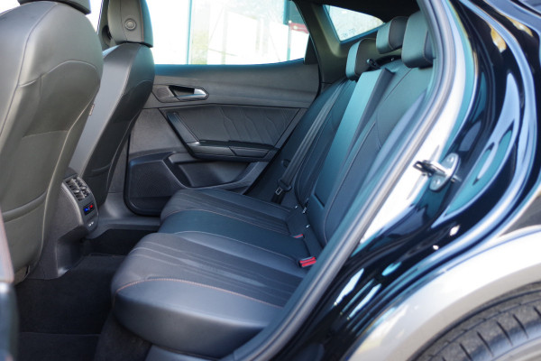 CUPRA Formentor 1.4 e-Hybrid 204 PK Adrenaline PHEV, Camera, Adap. Cruise Control, Carplay