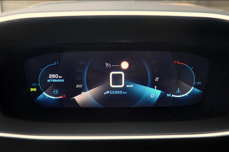 Peugeot 2008 1.2 PureTech 130 PK Allure | Navigatie | Trekhaak | 56.000 km!