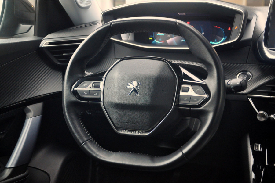 Peugeot 2008 1.2 PureTech 130 PK Allure | Navigatie | Trekhaak | 56.000 km!