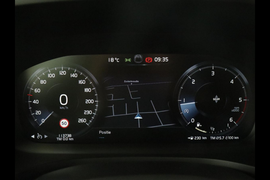 Volvo V60 2.0 D4 Momentum | Carplay | Half leder | Navigatie | Full LED | Digital Cockpit | Parkeerverwarming | Climate control | Parkeerhulp | Cruise control