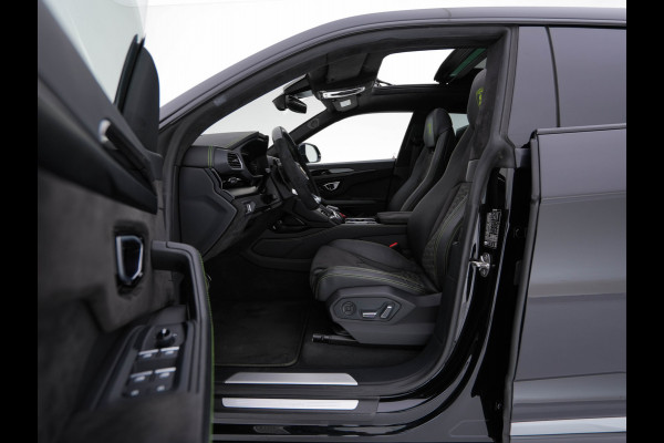 Lamborghini Urus 4.0 V8 Pearl Capsule (INCL.BTW) *CERAMIC-BRAKES | PANO | HEAD-UP | SOFT-CLOSE | LEATHER-ALCANTARA | FULL-LED | NIGHT-VISION | BANG&OLUFSEN | MEMORY-PACK | HEATED-SPORTSEATS | TOP-VIEW | ADAPTIVE-CRUISE | BLIND-SP