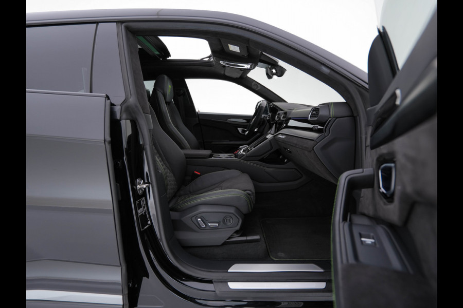 Lamborghini Urus 4.0 V8 Pearl Capsule (INCL.BTW) *CERAMIC-BRAKES | PANO | HEAD-UP | SOFT-CLOSE | LEATHER-ALCANTARA | FULL-LED | NIGHT-VISION | BANG&OLUFSEN | MEMORY-PACK | HEATED-SPORTSEATS | TOP-VIEW | ADAPTIVE-CRUISE | BLIND-SP