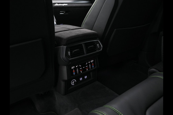 Lamborghini Urus 4.0 V8 Pearl Capsule (INCL.BTW) *CERAMIC-BRAKES | PANO | HEAD-UP | SOFT-CLOSE | LEATHER-ALCANTARA | FULL-LED | NIGHT-VISION | BANG&OLUFSEN | MEMORY-PACK | HEATED-SPORTSEATS | TOP-VIEW | ADAPTIVE-CRUISE | BLIND-SP