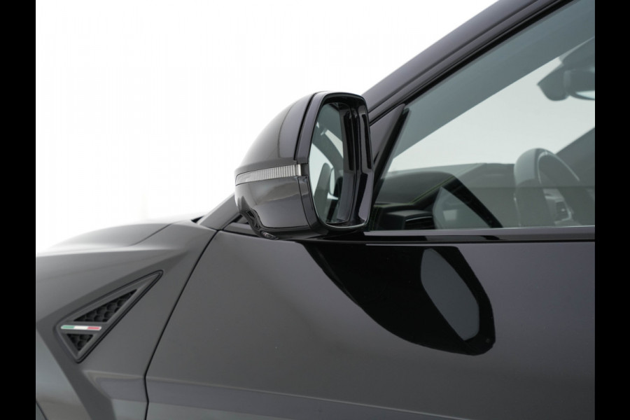 Lamborghini Urus 4.0 V8 Pearl Capsule (INCL.BTW) *CERAMIC-BRAKES | PANO | HEAD-UP | SOFT-CLOSE | LEATHER-ALCANTARA | FULL-LED | NIGHT-VISION | BANG&OLUFSEN | MEMORY-PACK | HEATED-SPORTSEATS | TOP-VIEW | ADAPTIVE-CRUISE | BLIND-SP