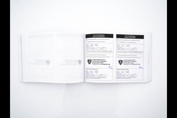 Lamborghini Urus 4.0 V8 Pearl Capsule (INCL.BTW) *CERAMIC-BRAKES | PANO | HEAD-UP | SOFT-CLOSE | LEATHER-ALCANTARA | FULL-LED | NIGHT-VISION | BANG&OLUFSEN | MEMORY-PACK | HEATED-SPORTSEATS | TOP-VIEW | ADAPTIVE-CRUISE | BLIND-SP