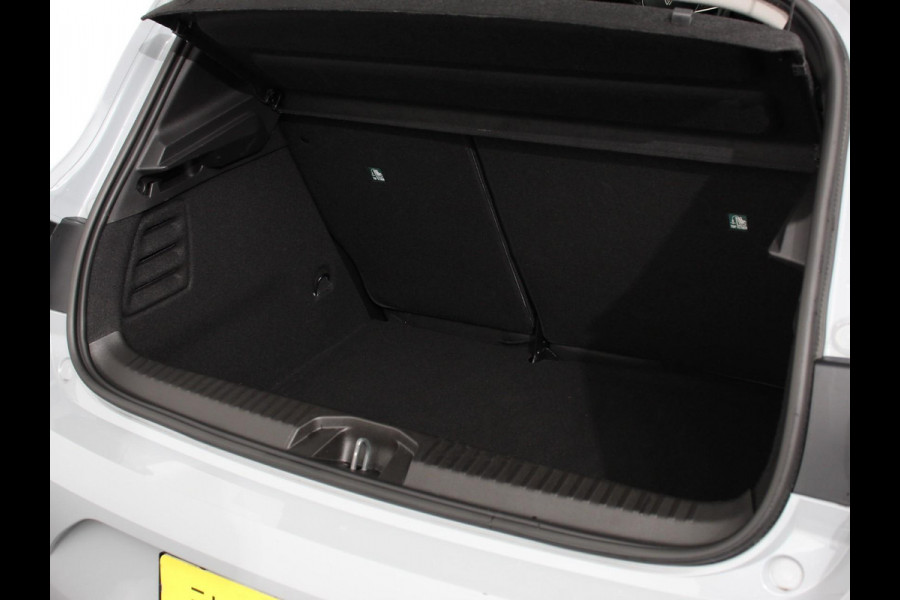 Renault Clio 1.0 TCe 90 GPF evolution | Navigatie | Aplle Carplay/Android Auto | Led | Dab | Cruise Control | Lichtmetalen Velgen |