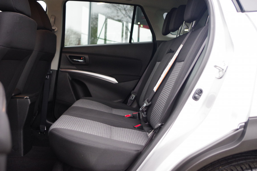 Suzuki S-Cross 1.4 Boosterjet 130 PK Select Smart Hybrid, Climate Control, Stoelverwarming, Camera, Keyless