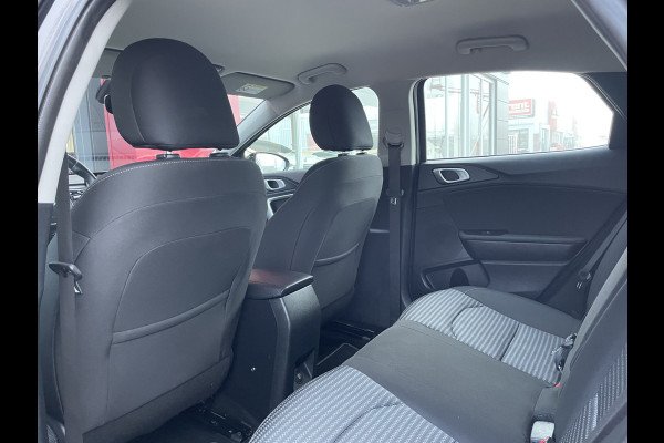 Kia Xceed 1.0 T-GDi ExecutiveLine | Cruise control | Airco | Apple Carplay/Android | Camera achter | Stoel + stuurverwarming