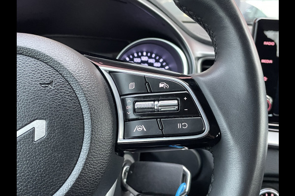 Kia Xceed 1.0 T-GDi ExecutiveLine | Cruise control | Airco | Apple Carplay/Android | Camera achter | Stoel + stuurverwarming
