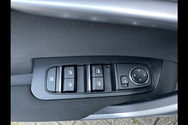 Kia Xceed 1.0 T-GDi ExecutiveLine | Cruise control | Airco | Apple Carplay/Android | Camera achter | Stoel + stuurverwarming